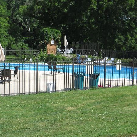 The Wesley Inn Motelレイク・ジェニーバ エクステリア 写真