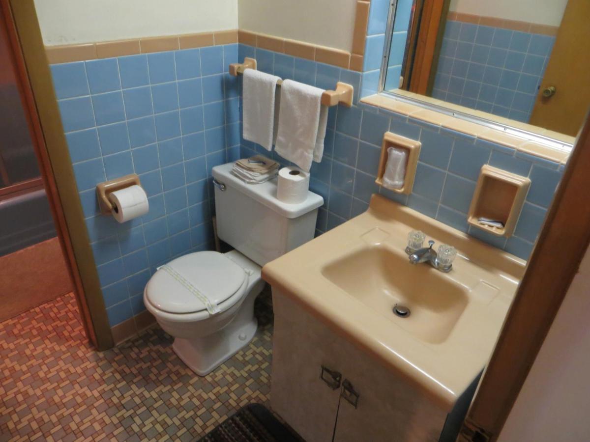 The Wesley Inn Motelレイク・ジェニーバ エクステリア 写真
